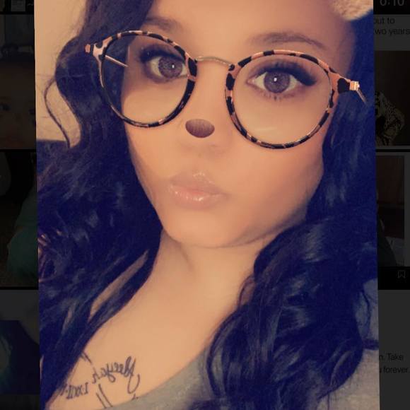 Meet your Posher, Kellie - Picture 1 of 1